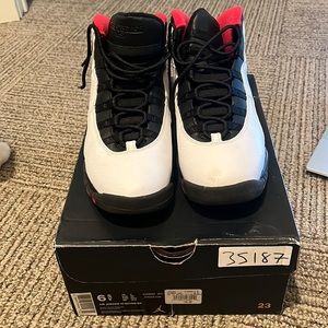 Jordan retro 10 6.5y woman’s 8.5